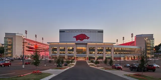 Donald W Reynolds Razorback Stadium
